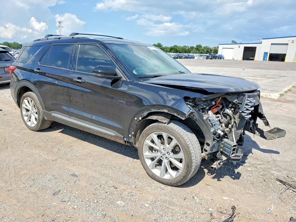 2022 FORD EXPLORER PLATINUM PLATINUM 4