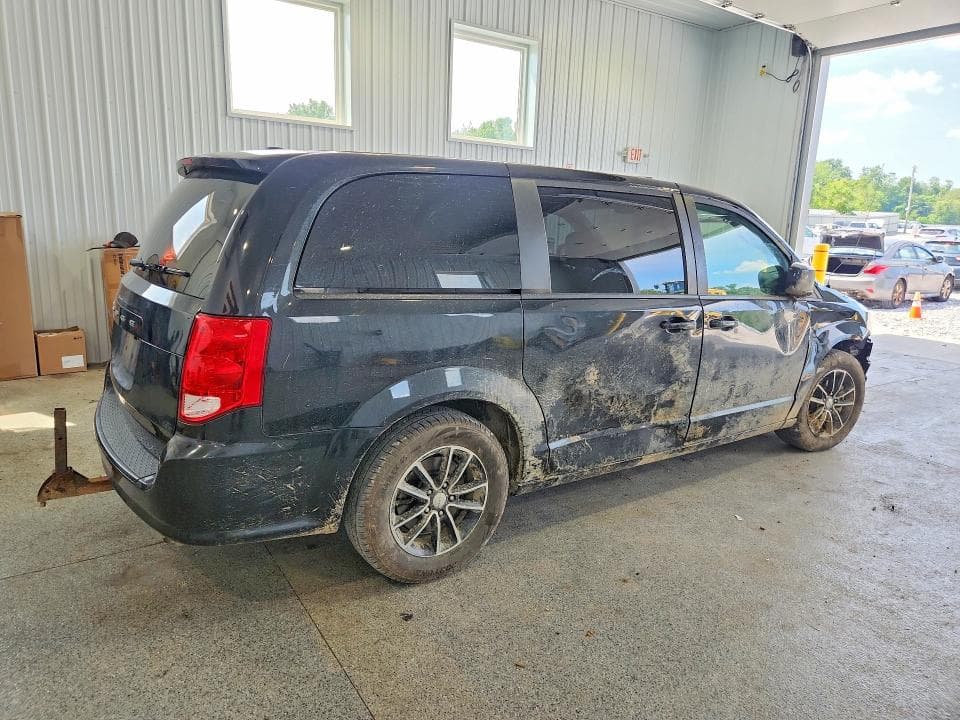 2019 DODGE GRAND CARAVAN SE 3