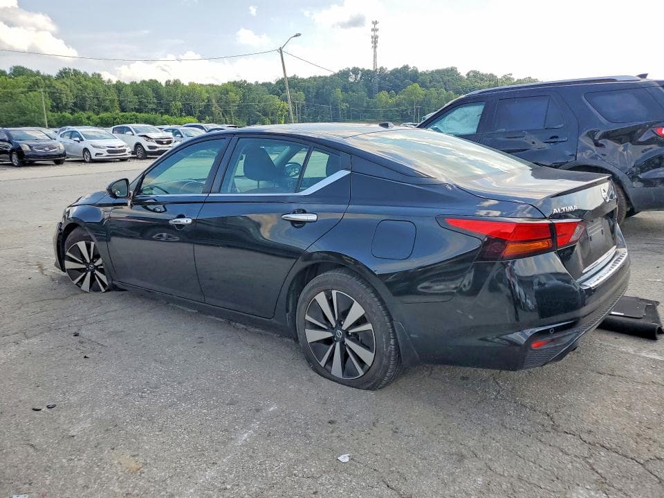 2022 NISSAN ALTIMA SV 2