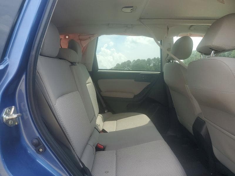2018 SUBARU FORESTER 10