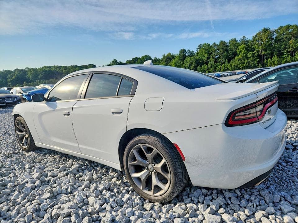 2016 DODGE CHARGER SXT 2