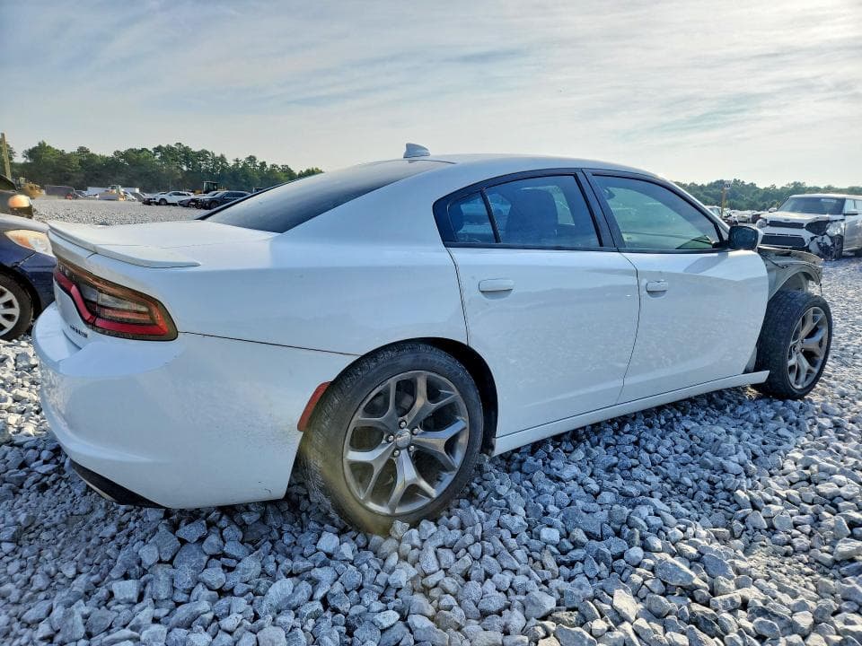 2016 DODGE CHARGER SXT 3