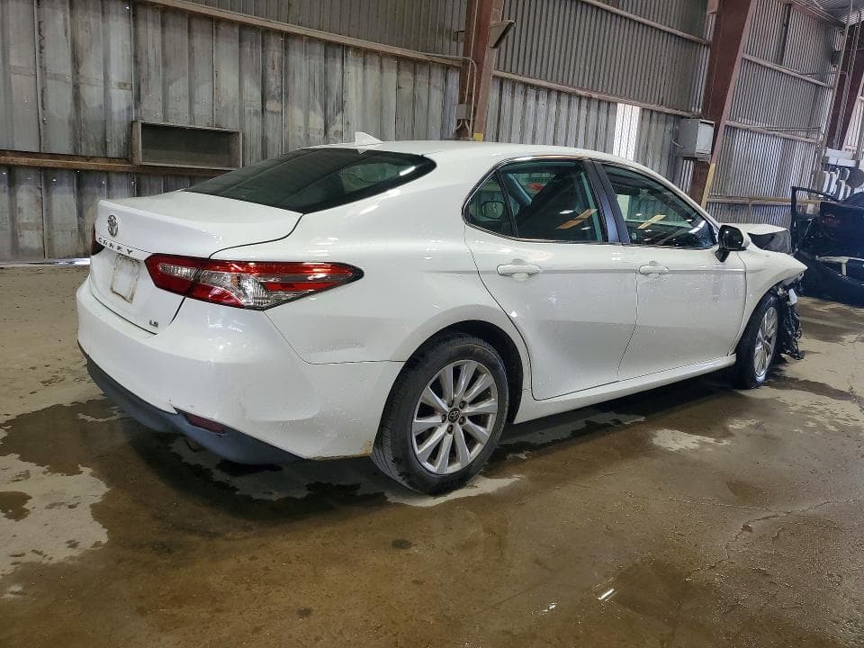 2019 TOYOTA CAMRY LE 3