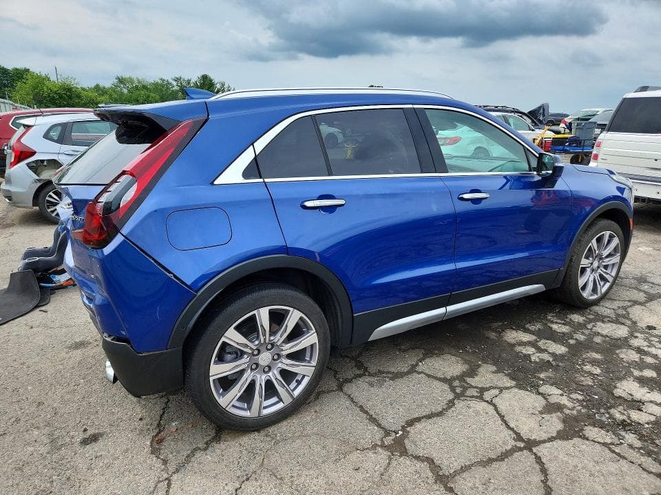 2021 CADILLAC XT4 PREMIUM LUXURY 3