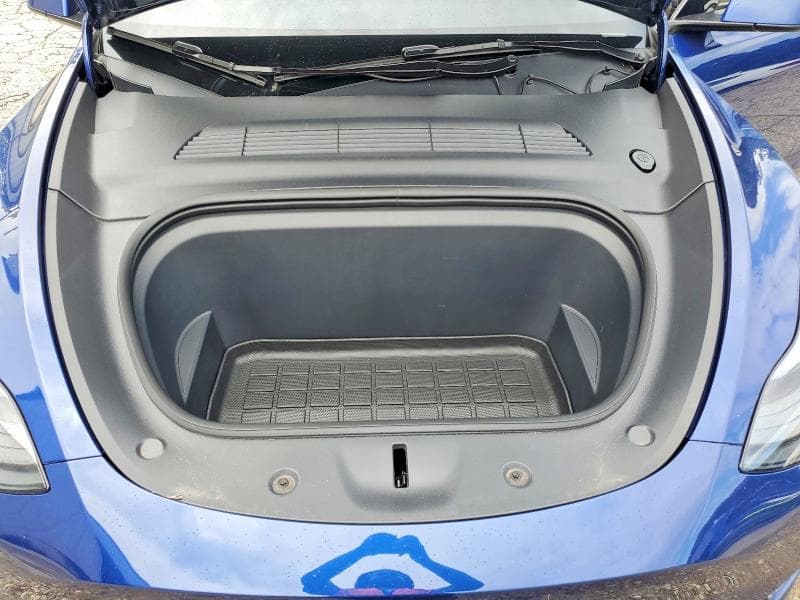 2024 TESLA MODEL Y 12