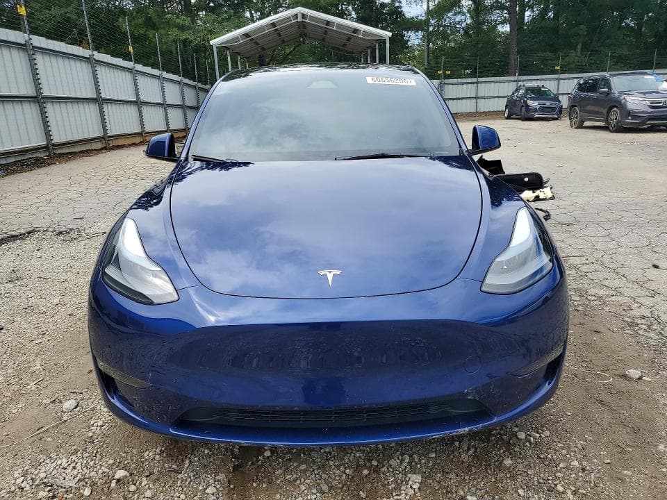 2024 TESLA MODEL Y 5