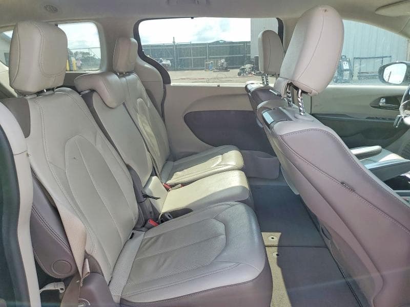 2017 CHRYSLER PACIFICA TOURING L PLUS 11