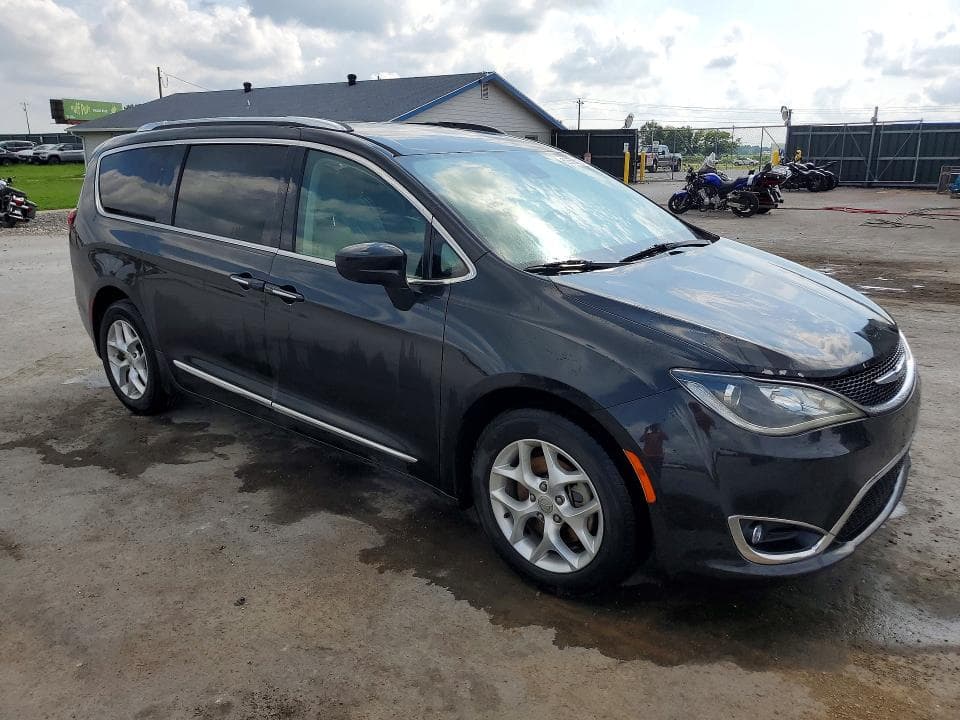2017 CHRYSLER PACIFICA TOURING L PLUS 4
