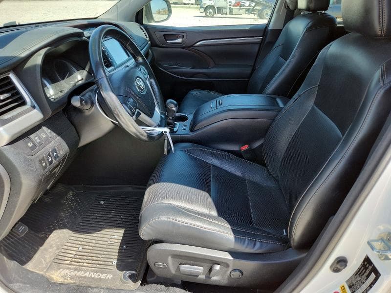 2017 TOYOTA HIGHLANDER LIMITED PLATINUM 7