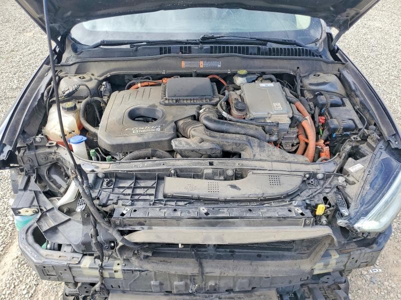 2017 FORD FUSION SE PHEV 11