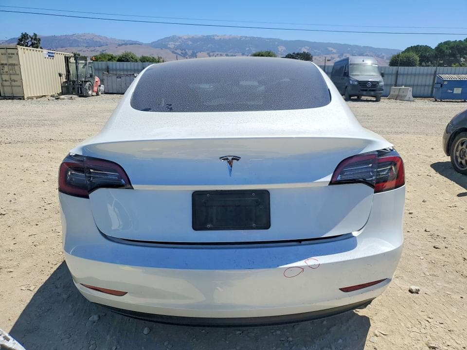 2023 TESLA MODEL 3 6