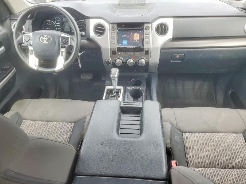 2018 TOYOTA TUNDRA SR5 8