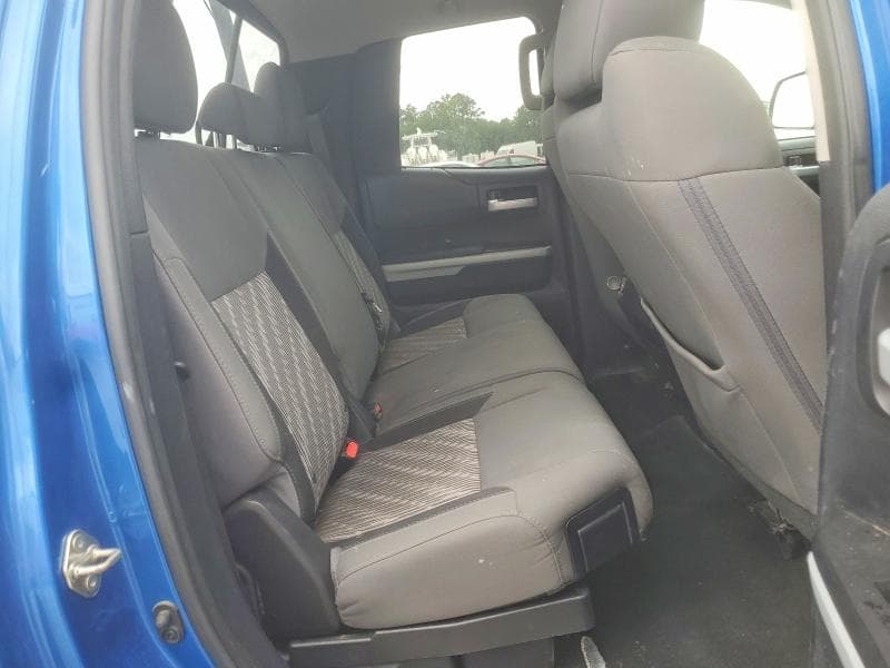2018 TOYOTA TUNDRA SR5 10