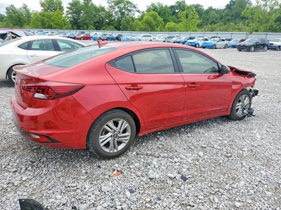 2020 HYUNDAI ELANTRA SEL 3