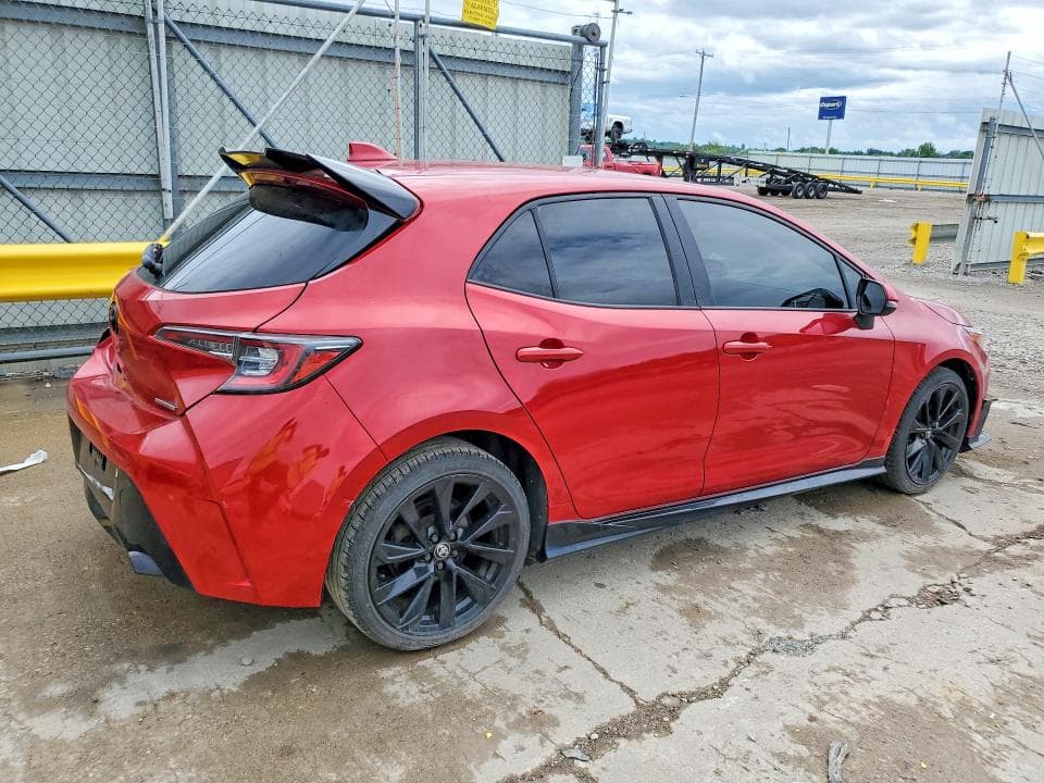 2021 TOYOTA COROLLA HATCHBACK SE 3