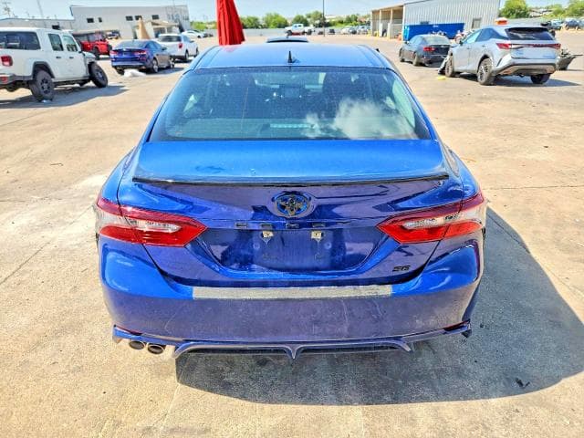 2024 TOYOTA CAMRY HYBRID SE NIGHTSHADE 6