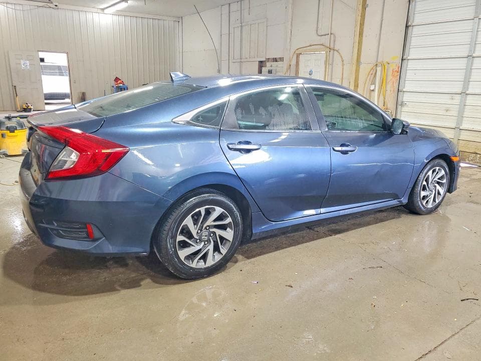 2017 HONDA CIVIC EX 3