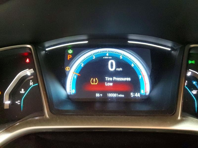2017 HONDA CIVIC EX 9