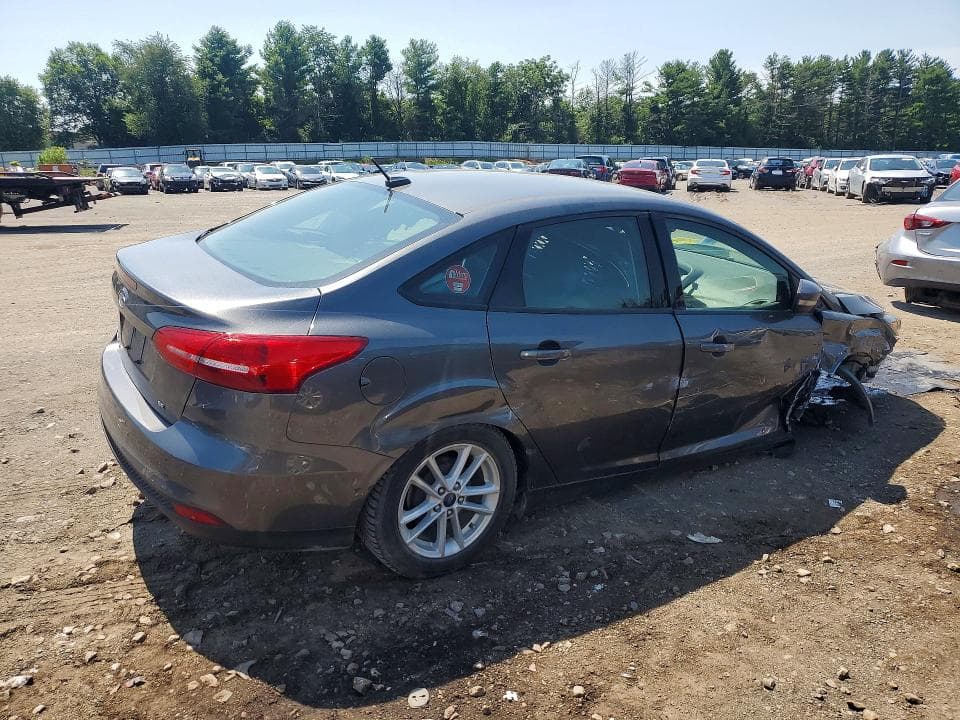 2017 FORD FOCUS SE 3