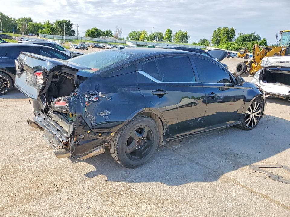 2021 NISSAN ALTIMA SR SR 3