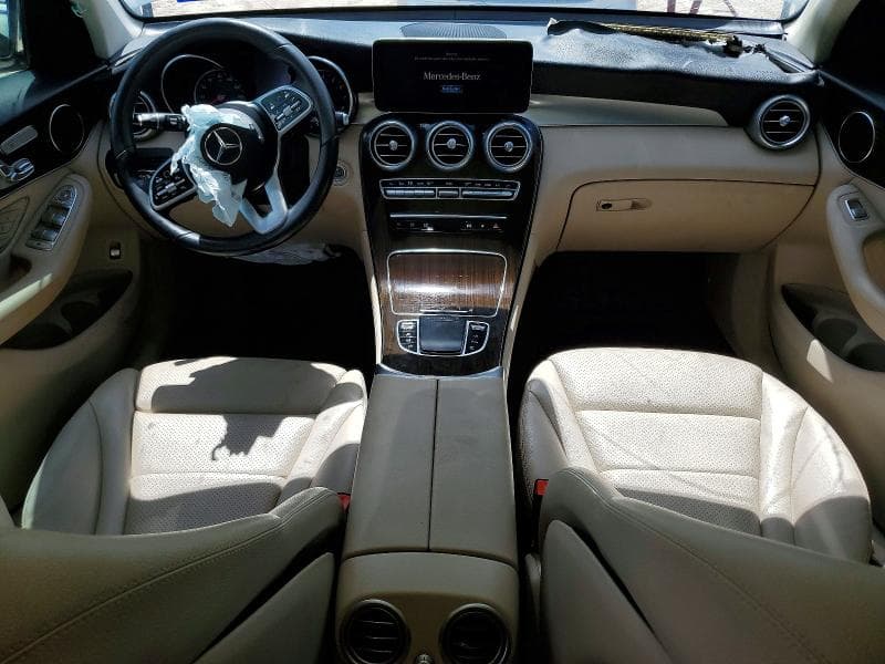 2022 MERCEDES-BENZ GLC 300 300 8