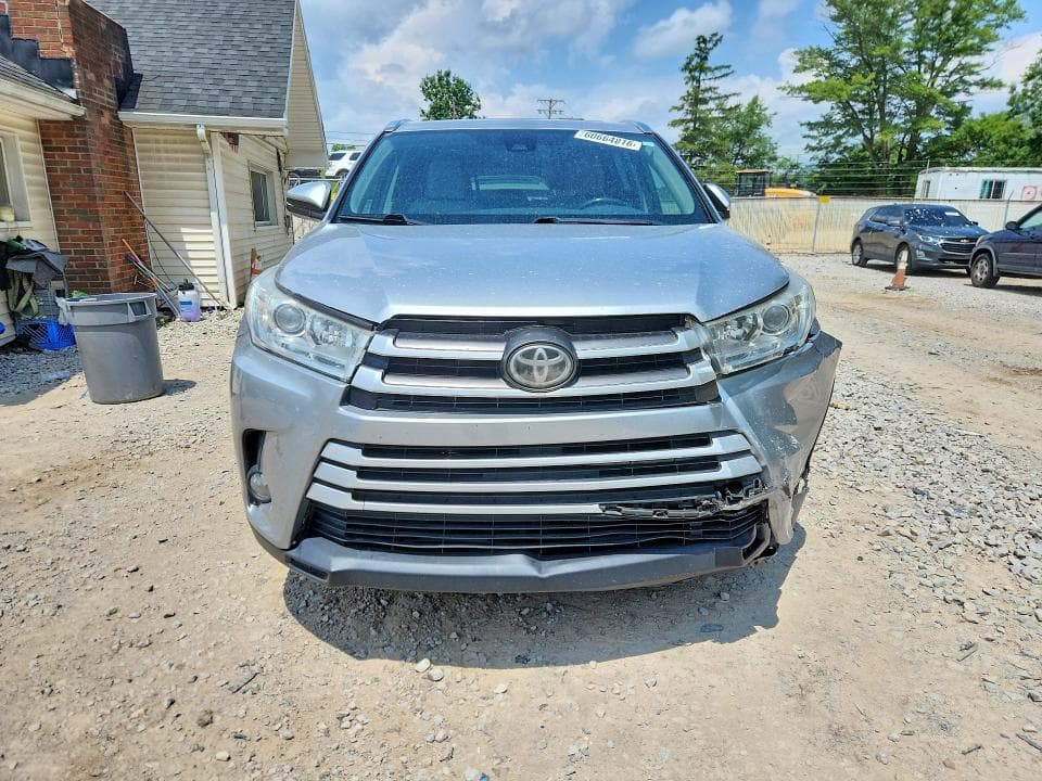 2017 TOYOTA HIGHLANDER XLE 5