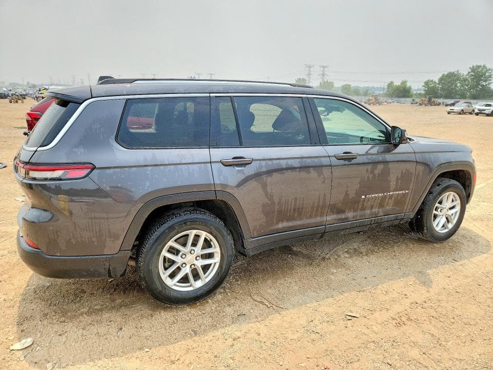 2023 JEEP GRAND CHEROKEE L LAREDO 3