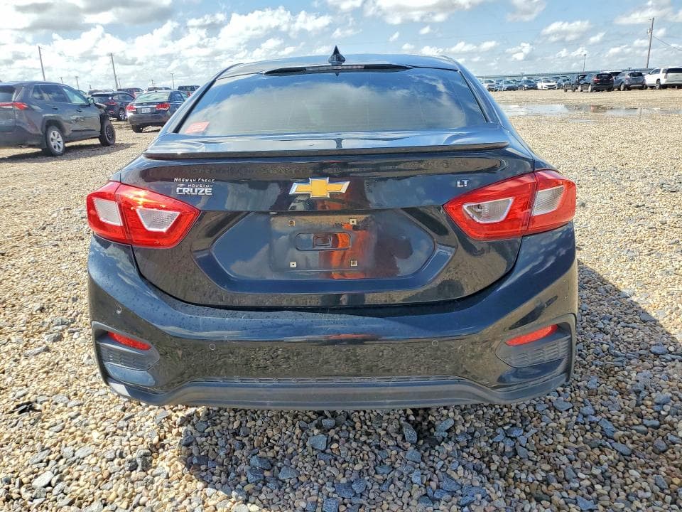 2017 CHEVROLET CRUZE LT LT 6