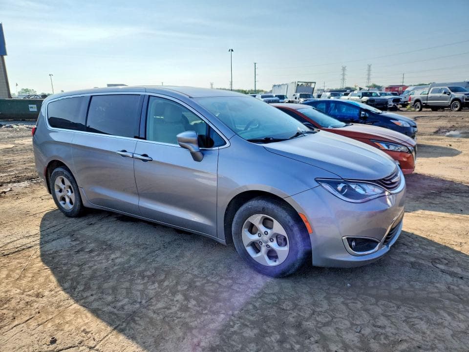 2017 CHRYSLER PACIFICA EHYBRID TOURING EHYBRID TOURING 4