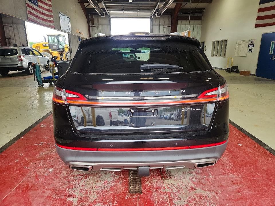 2019 LINCOLN NAUTILUS RESERVE 6