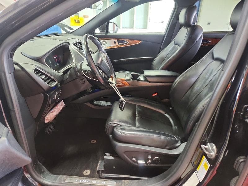 2019 LINCOLN NAUTILUS RESERVE 7
