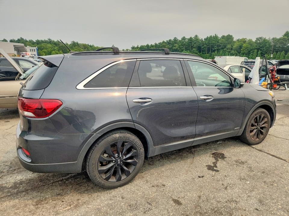 2019 KIA SORENTO S V6 3