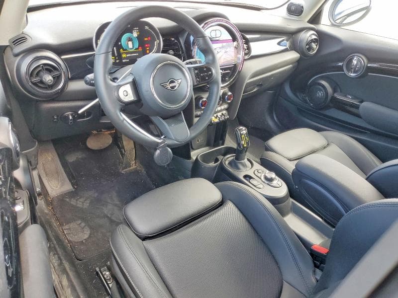 2024 MINI COOPER SE 8