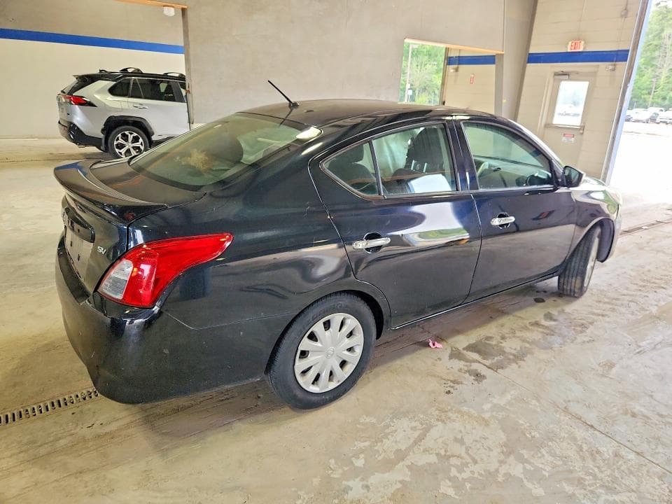 2018 NISSAN VERSA SV 3