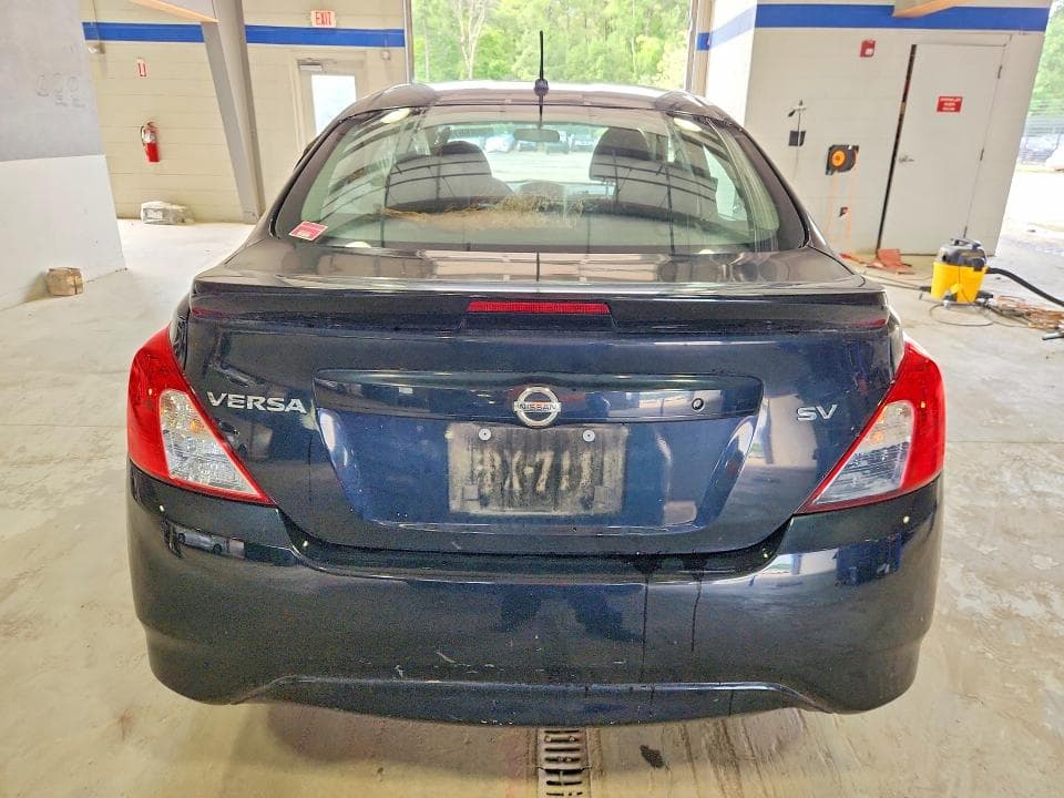 2018 NISSAN VERSA SV 6