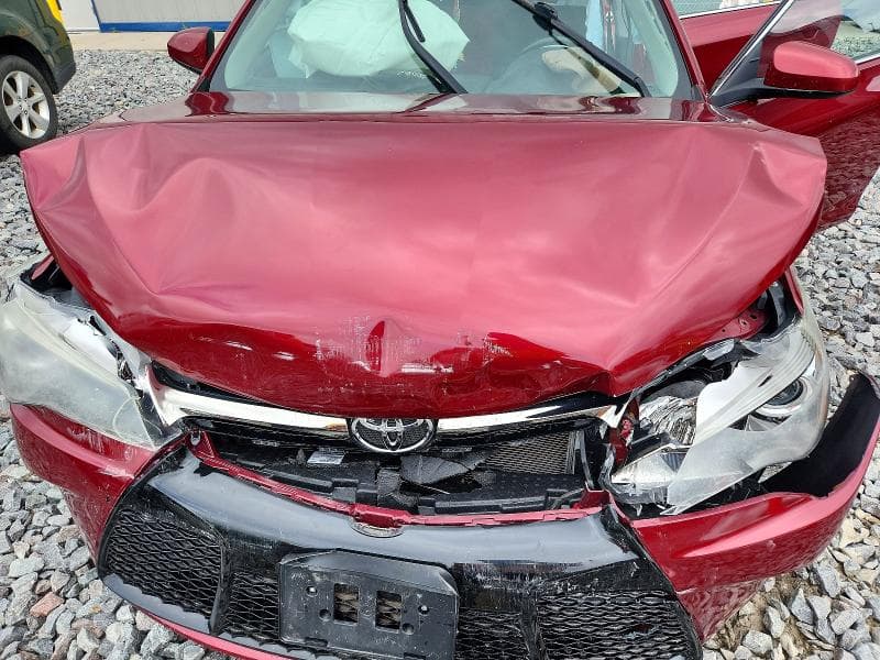2017 TOYOTA CAMRY SE SE 11