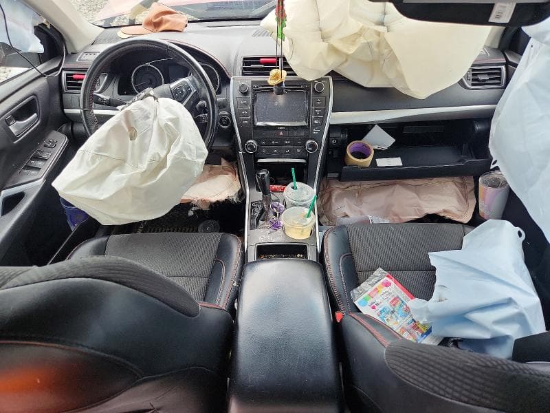 2017 TOYOTA CAMRY SE SE 8