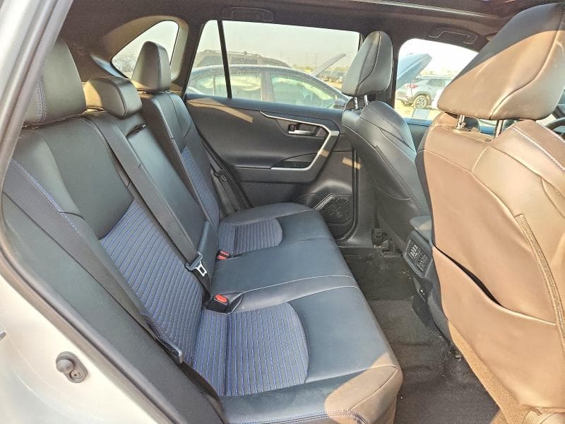 2021 TOYOTA RAV4 XSE XSE 11