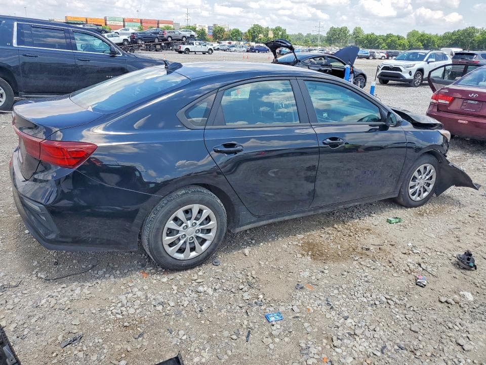 2021 KIA FORTE FE 3
