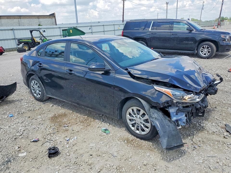 2021 KIA FORTE FE 4