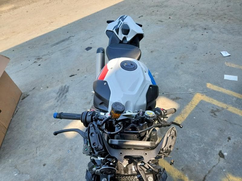 2026 BMW M 1000 RR 5