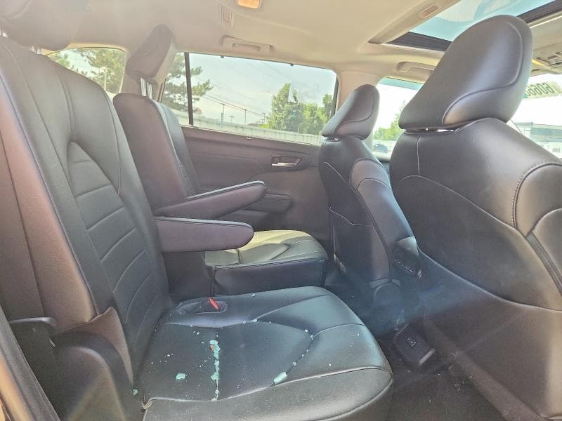 2023 TOYOTA HIGHLANDER XLE 11