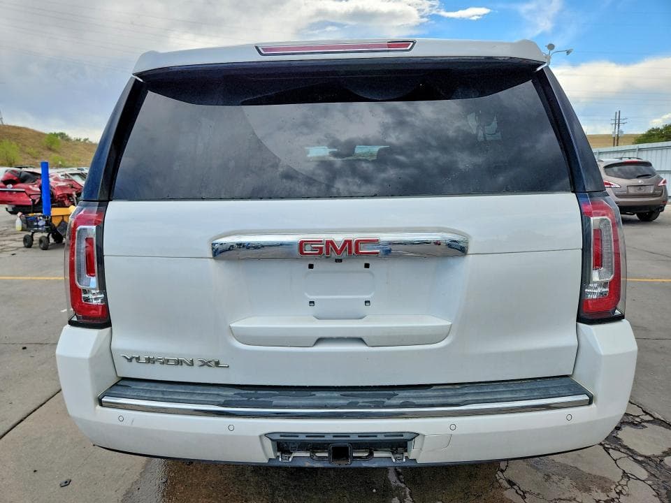 2017 GMC YUKON XL DENALI DENALI 6