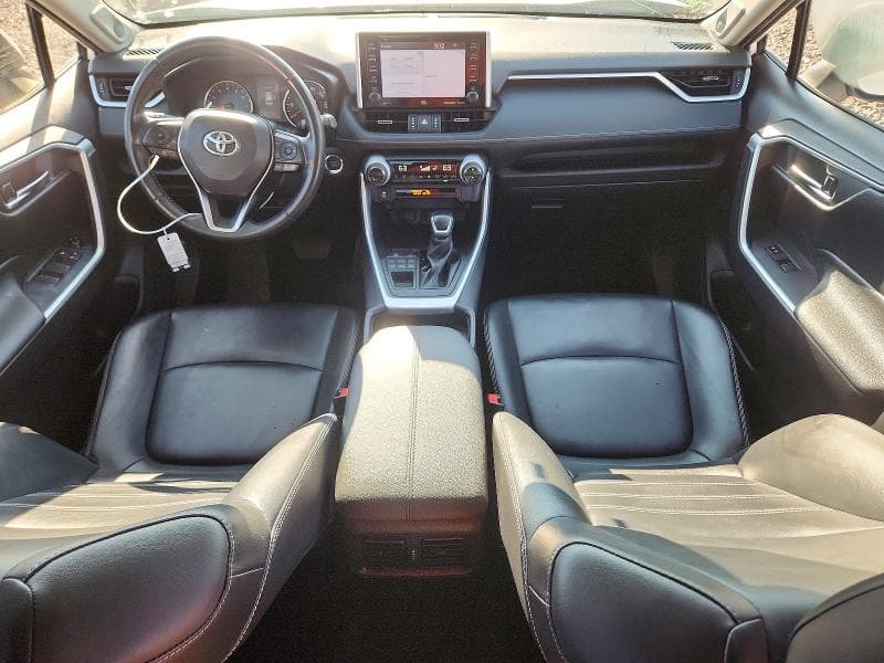 2019 TOYOTA RAV4 XLE PREMIUM XLE PREMIUM 8