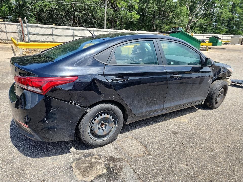 2021 HYUNDAI ACCENT SE 3