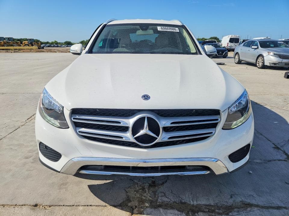 2018 MERCEDES-BENZ GLC 300 300 5