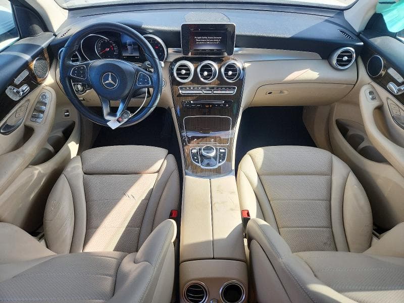 2018 MERCEDES-BENZ GLC 300 300 8