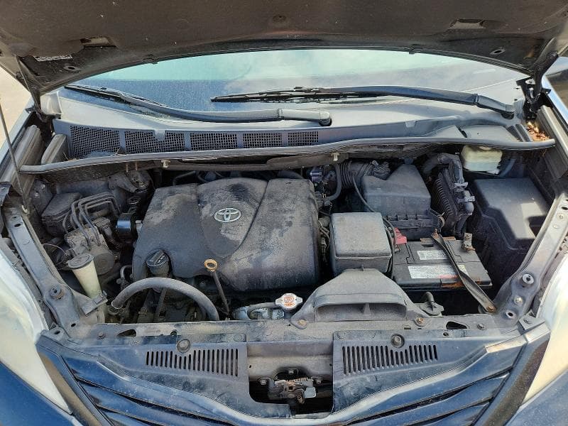 2017 TOYOTA SIENNA L 7-PASSENGER L 7-PASSENGER 12