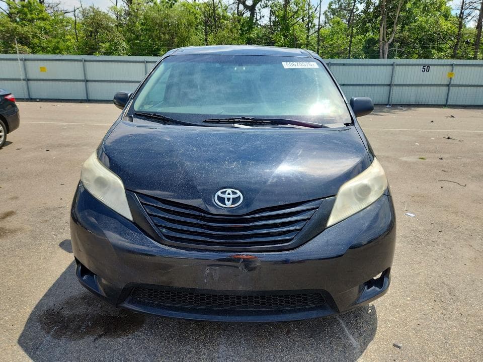 2017 TOYOTA SIENNA L 7-PASSENGER L 7-PASSENGER 5