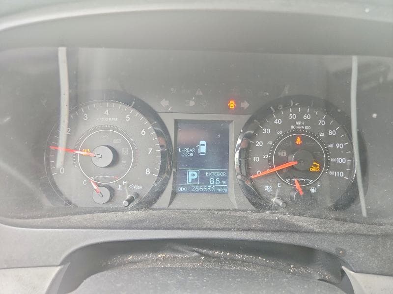 2017 TOYOTA SIENNA L 7-PASSENGER L 7-PASSENGER 9